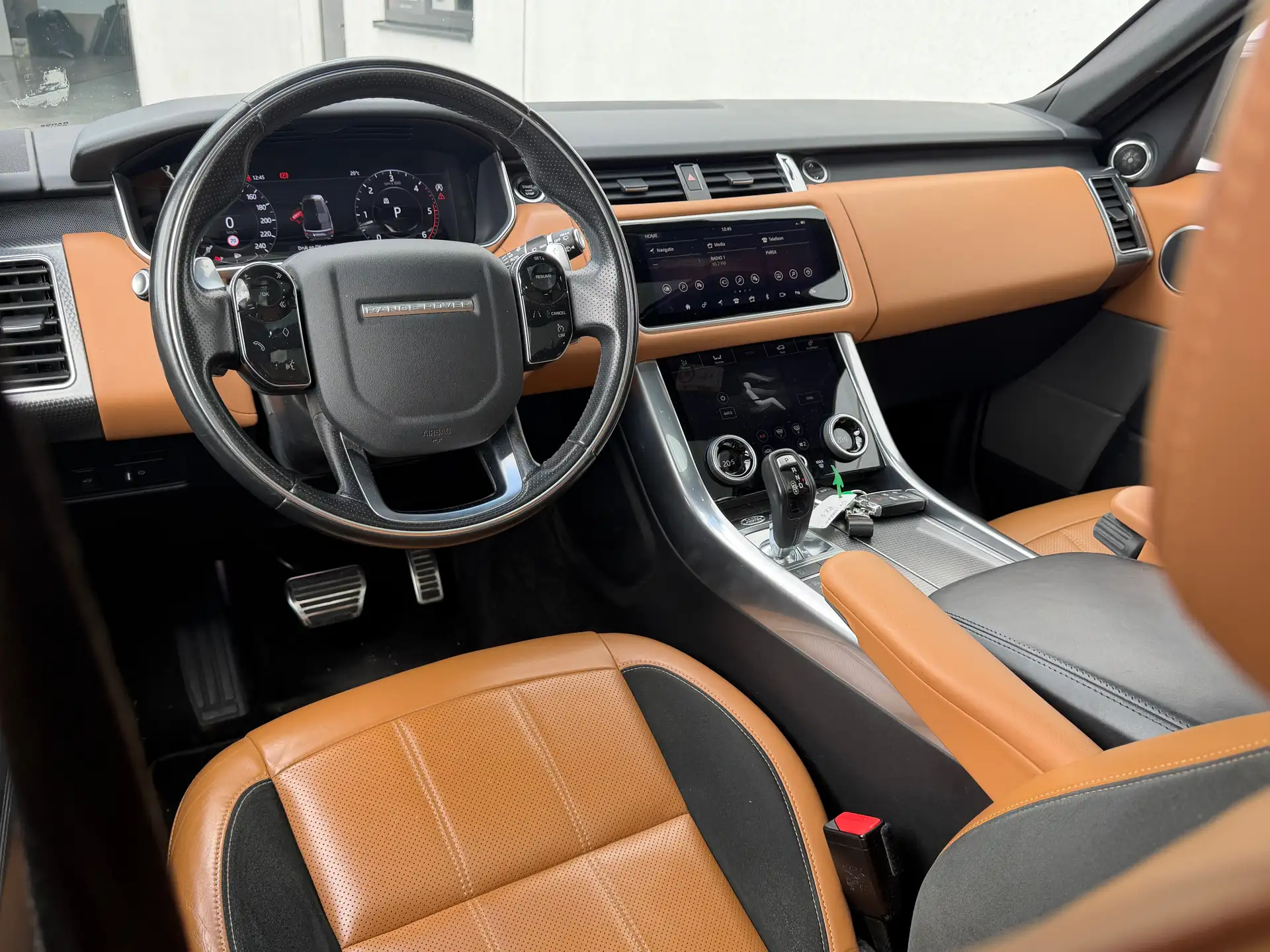 Land Rover Range Rover Sport 3.0 SDV6 HSE 1STE EIGENAAR FULL LR SERVICE TREKHAAK foto 8