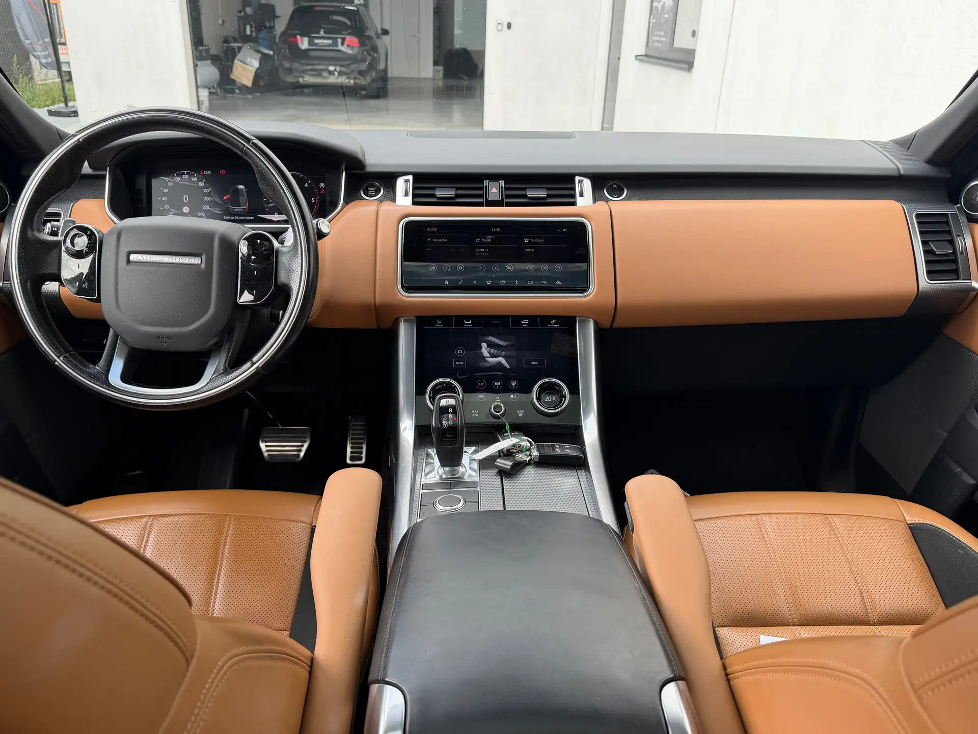 Land Rover Range Rover Sport 3.0 SDV6 HSE 1STE EIGENAAR FULL LR SERVICE TREKHAAK foto 9