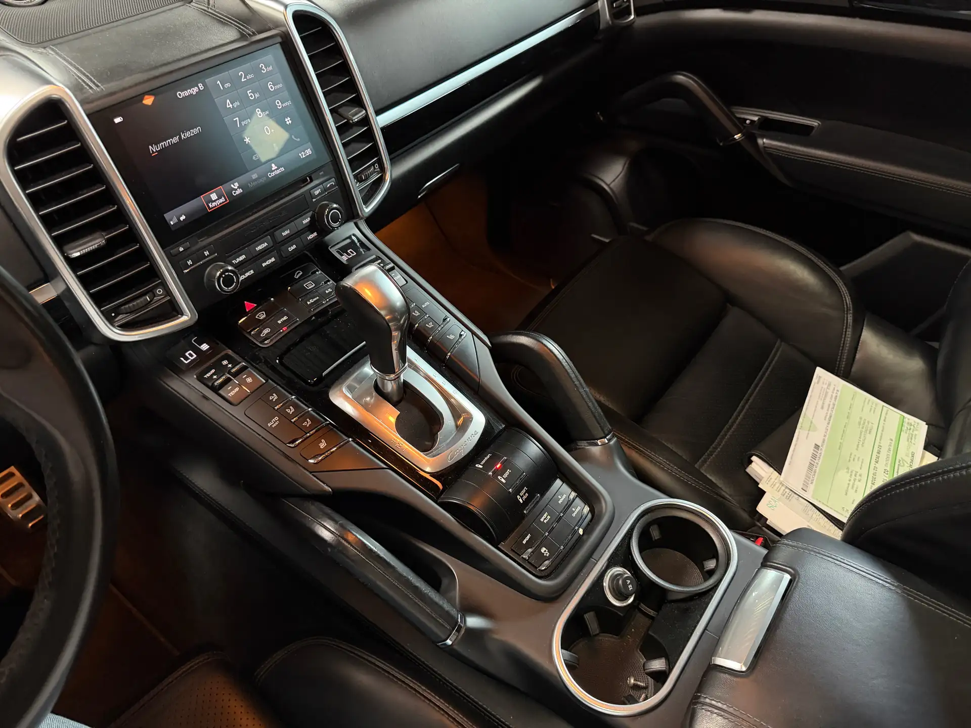Porsche Cayenne 3.0i V6 Hybrid Tiptronic S photo 17