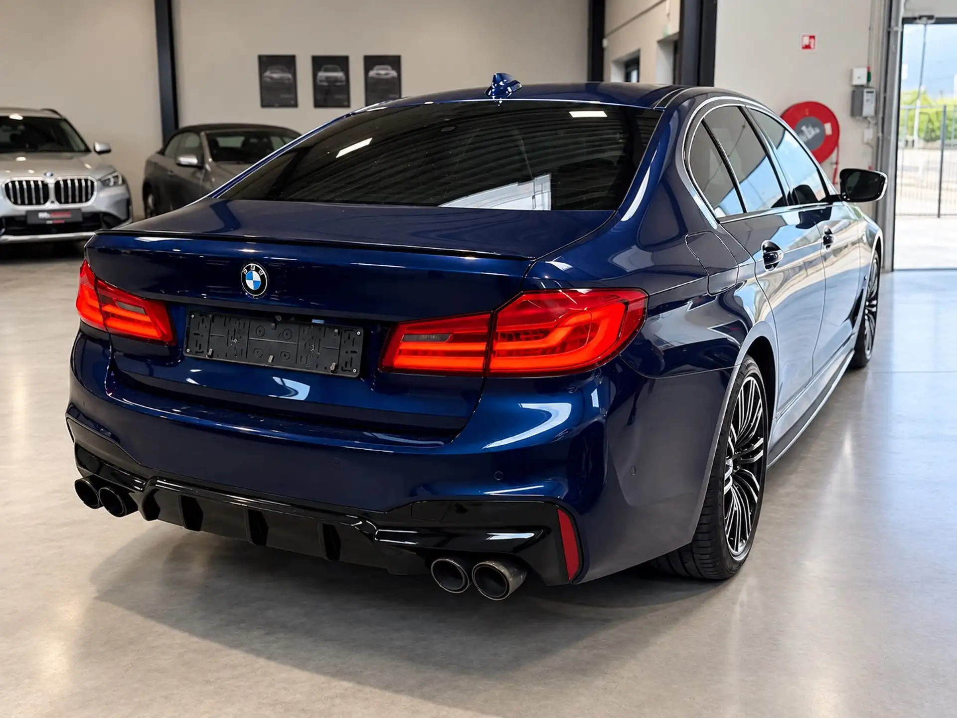 BMW 530 PHEV BUSINESS EDITION foto 7